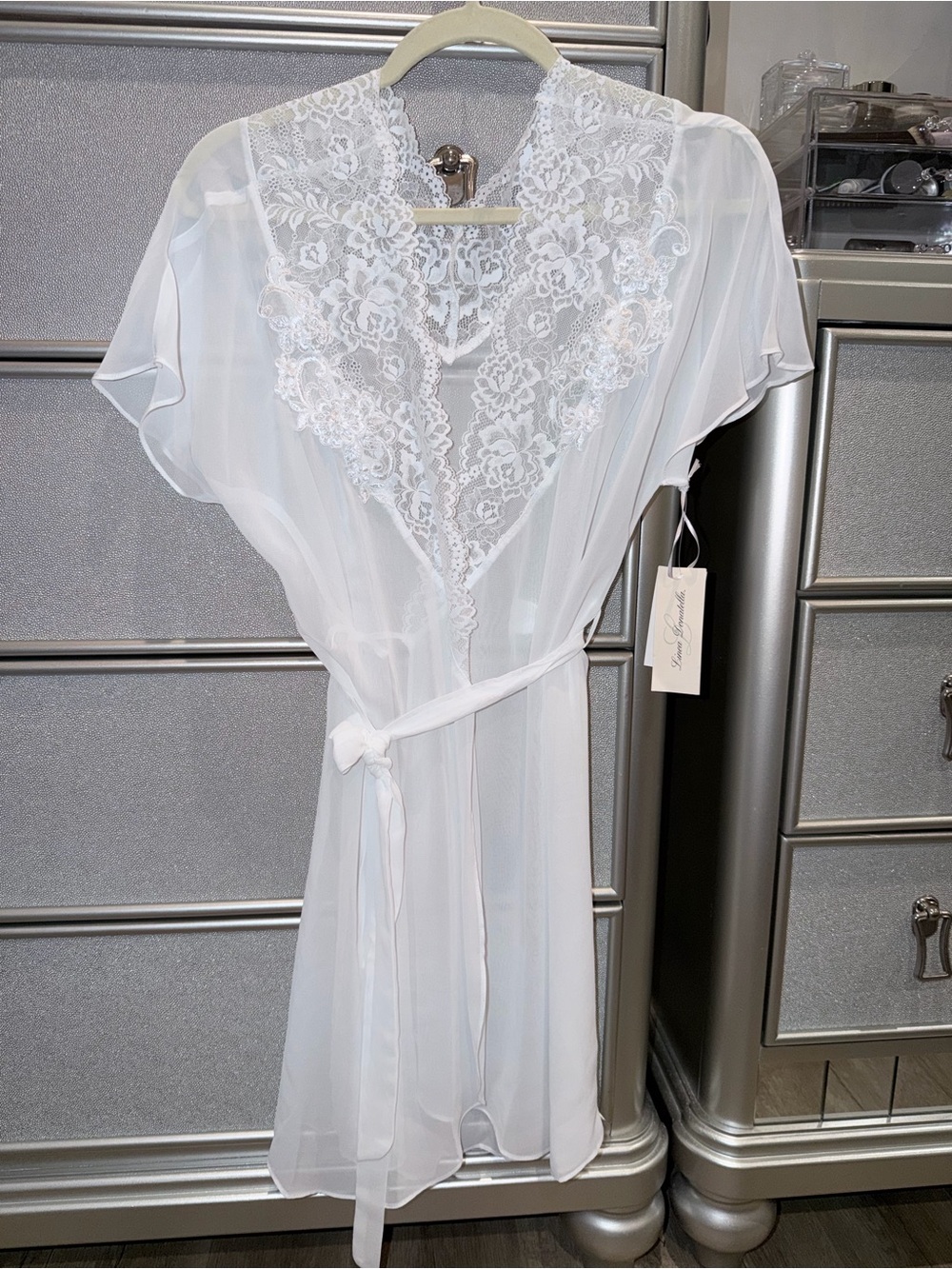 Linea Donatella White Sheer Lace-Trim Robe